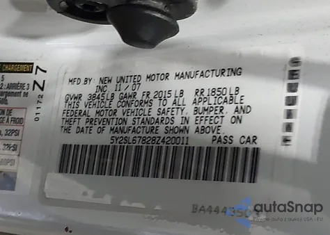 2008 Pontiac Vibe from USA, damaged, VIN 5Y2SL67828Z420011